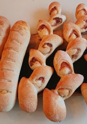 ソフトベーコンエピ、ハムチーズパン-レシピのメイン写真