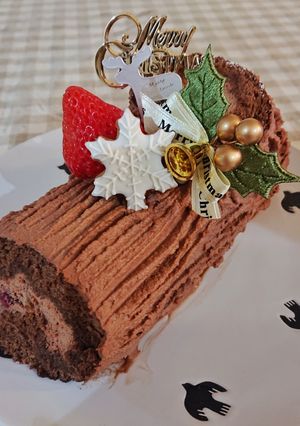 チョコクリームが美味しいブッシュドノエル-レシピのメイン写真