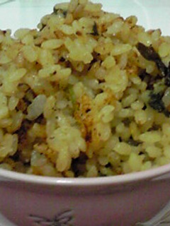 味噌汁の素だけ☆楽チン炊き込みご飯-レシピのメイン写真
