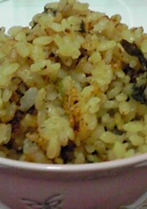 味噌汁の素だけ☆楽チン炊き込みご飯-レシピのメイン写真
