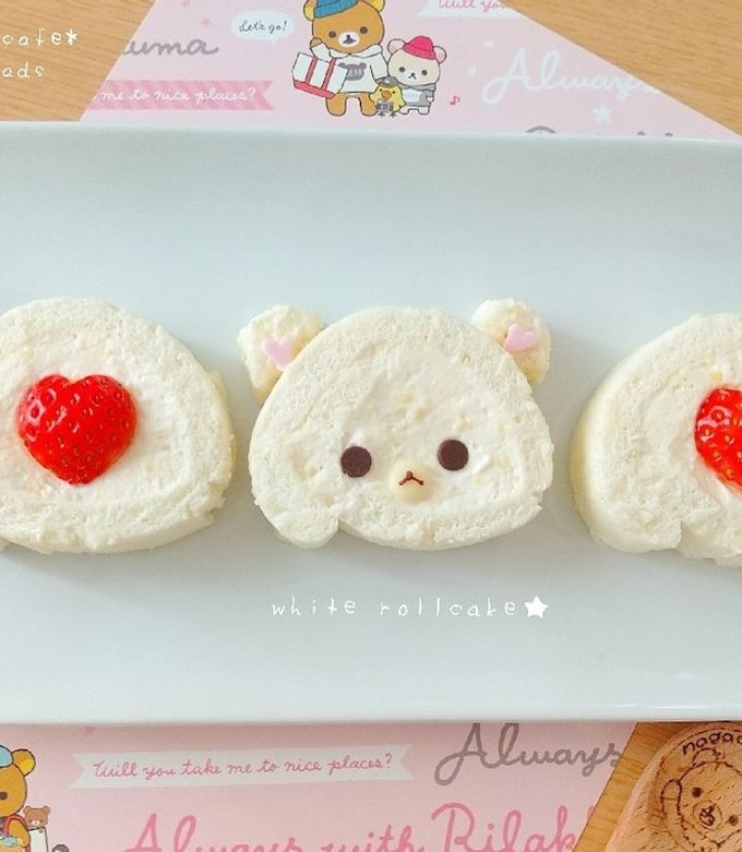 ちょこっと苺でハート＆クマちゃんデコ by nagachan❀ 【クックパッド