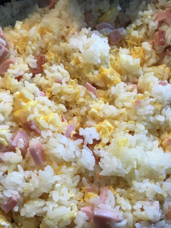 かんたん魚肉マヨバターチャーハン-レシピのメイン写真