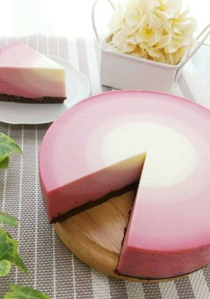 グラデーション☆ラズベリーチーズケーキ-レシピのメイン写真