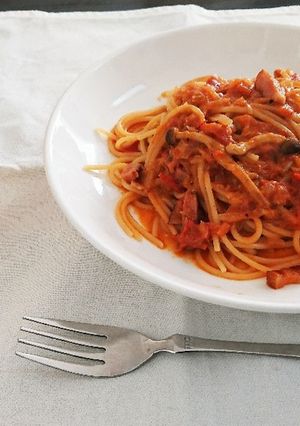 赤エビの残った頭のトマトクリームパスタ-レシピのメイン写真