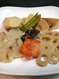 飾り切りまで!お出汁の煮しめ✩筑前煮-レシピのメイン写真