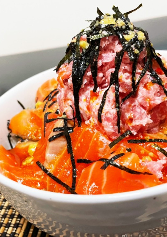 贅沢な海鮮丼 ねぎとろサーモン丼-レシピのメイン写真
