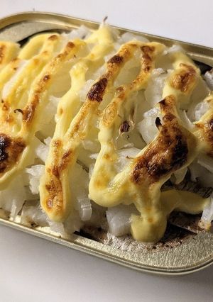 簡単おつまみ！オイルサーディンの缶焼き-レシピのメイン写真