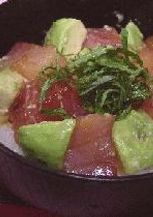 マグロとアボカドの丼-レシピのメイン写真