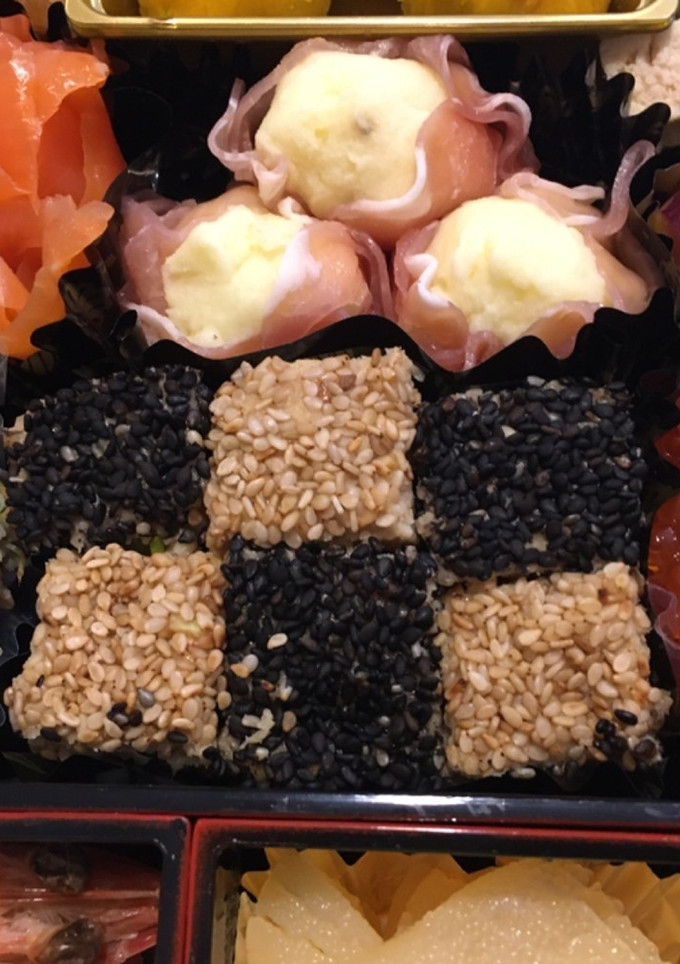 おせちに！ごまの白黒模様の松風焼き-レシピのメイン写真