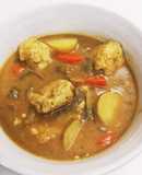 鶏むね団子のやさしいカレー豆乳鍋