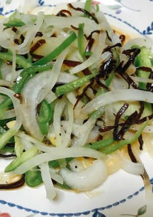 ピーマンと塩昆布で簡単一品-レシピのメイン写真