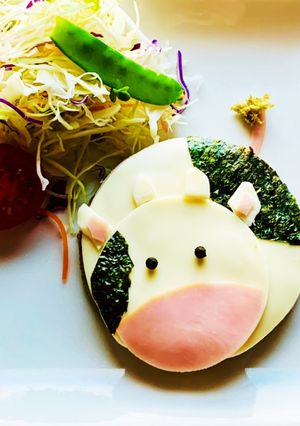 牛(干支)オープンサンド♪-レシピのメイン写真