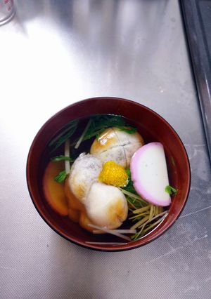 一番出汁で醤油味の実家のお雑煮-レシピのメイン写真