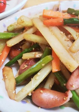 春を感じる☆ウドの炒め物-レシピのメイン写真