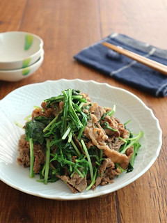 牛肉と水菜のバタポンガーリック炒め-レシピのメイン写真
