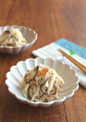 さっぱり☆大根と椎茸のおかかサラダ-レシピのメイン写真