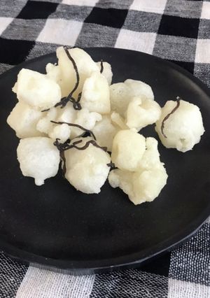 簡単　塩昆布で揚げ餅-レシピのメイン写真