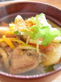 お雑煮やうどんに、鶏肉入りけんちん汁-レシピのメイン写真