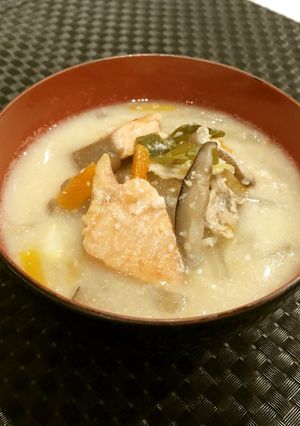 体の芯から温まる「鮭入り粕汁」-レシピのメイン写真
