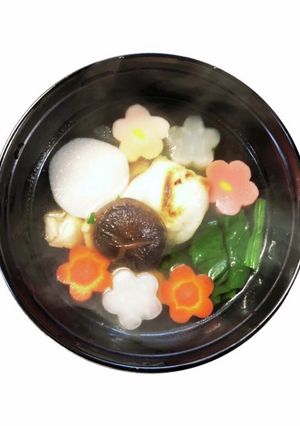 三日目の雑煮<鶏のお雑煮>-レシピのメイン写真