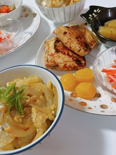 玉ねぎの卵とじミニミニ丼-レシピのメイン写真