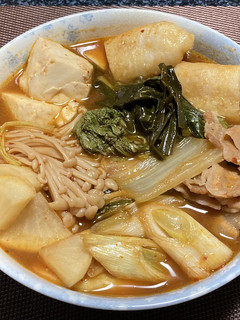 具だくさんキムチ鍋!(^^)!-レシピのメイン写真