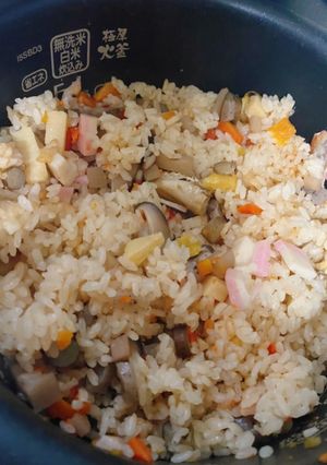 お節の残り物で炊き込みご飯-レシピのメイン写真