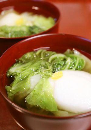 美味♪あっさり♪レンジ白菜でシンプル雑煮-レシピのメイン写真