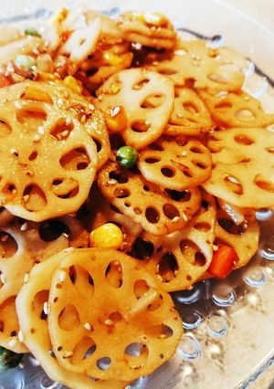 お弁当★カラフルレンコンきんぴら★簡単-レシピのメイン写真