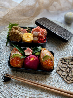 おせちのリメイク!紅白なますの寿司弁当-レシピのメイン写真