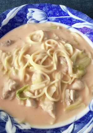 鶏とキャベツのパスタ入りオーロラシチュー-レシピのメイン写真