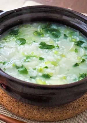液体塩こうじでやさしい味わい♪七草粥-レシピのメイン写真