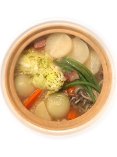 干し椎茸と昆布のだしで和洋折衷野菜鍋-レシピのメイン写真