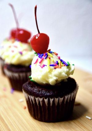 アイスクリームサンデー♡カップケーキ-レシピのメイン写真
