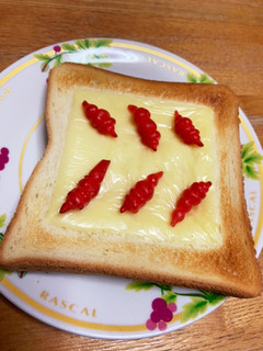 おせち救済☆チョロギのチーズトースト-レシピのメイン写真