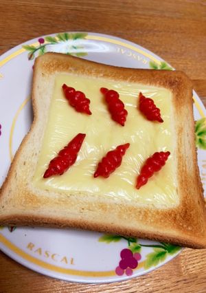 おせち救済☆チョロギのチーズトースト-レシピのメイン写真