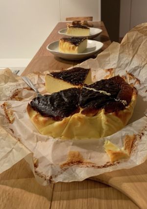 牛乳で簡単バスク風チーズケーキ ！-レシピのメイン写真
