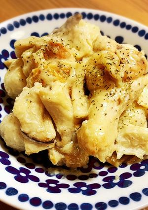 手羽元と里芋のこってりバター煮-レシピのメイン写真