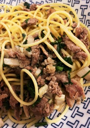 子供も食べれる春菊と牛肉と蓮根のパスタ-レシピのメイン写真