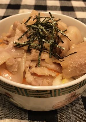 簡単　豚バラ薄切りと長ネギの照り焼き丼-レシピのメイン写真