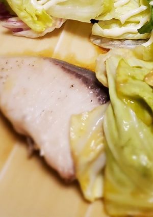 ぶりとキャベツのバターめんつゆ蒸し-レシピのメイン写真