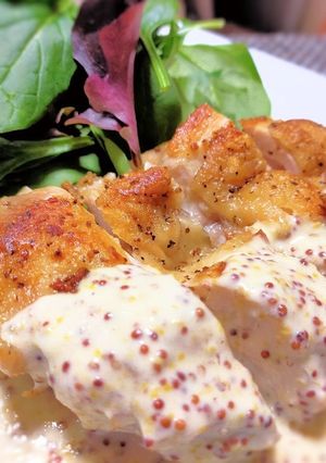 鶏もも肉のソテー、粒マスタードソース-レシピのメイン写真