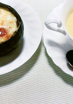 まるごとかぼちゃのポットグラタンとスープ-レシピのメイン写真