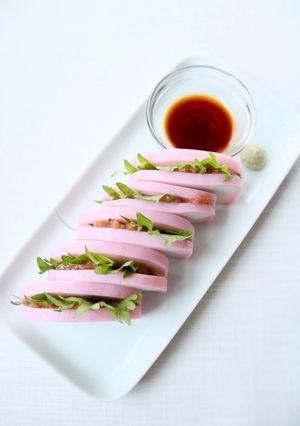 定番おつまみ【板わさ（梅大葉）】蒲鉾-レシピのメイン写真