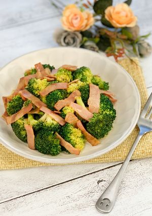 ＊ブロッコリーとベーコンのカレー炒め＊-レシピのメイン写真