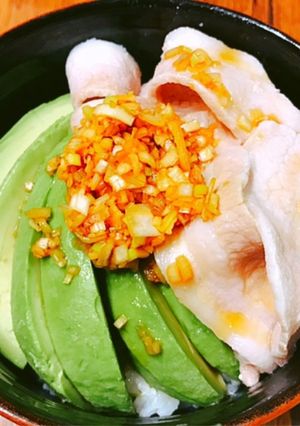 豚しゃぶとアボカドの香味ダレ丼☆-レシピのメイン写真