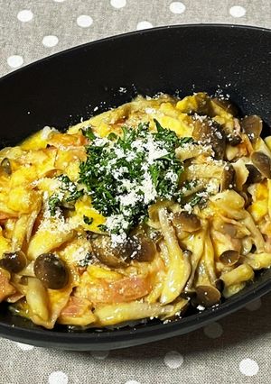 簡単ベーコンとしめじのカルボ丼-レシピのメイン写真