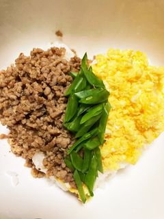 ハートのそぼろご飯♡-レシピのメイン写真