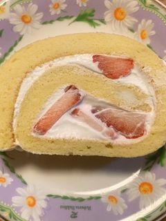 苺のロールケーキ-レシピのメイン写真