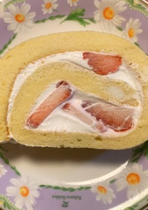 苺のロールケーキ-レシピのメイン写真